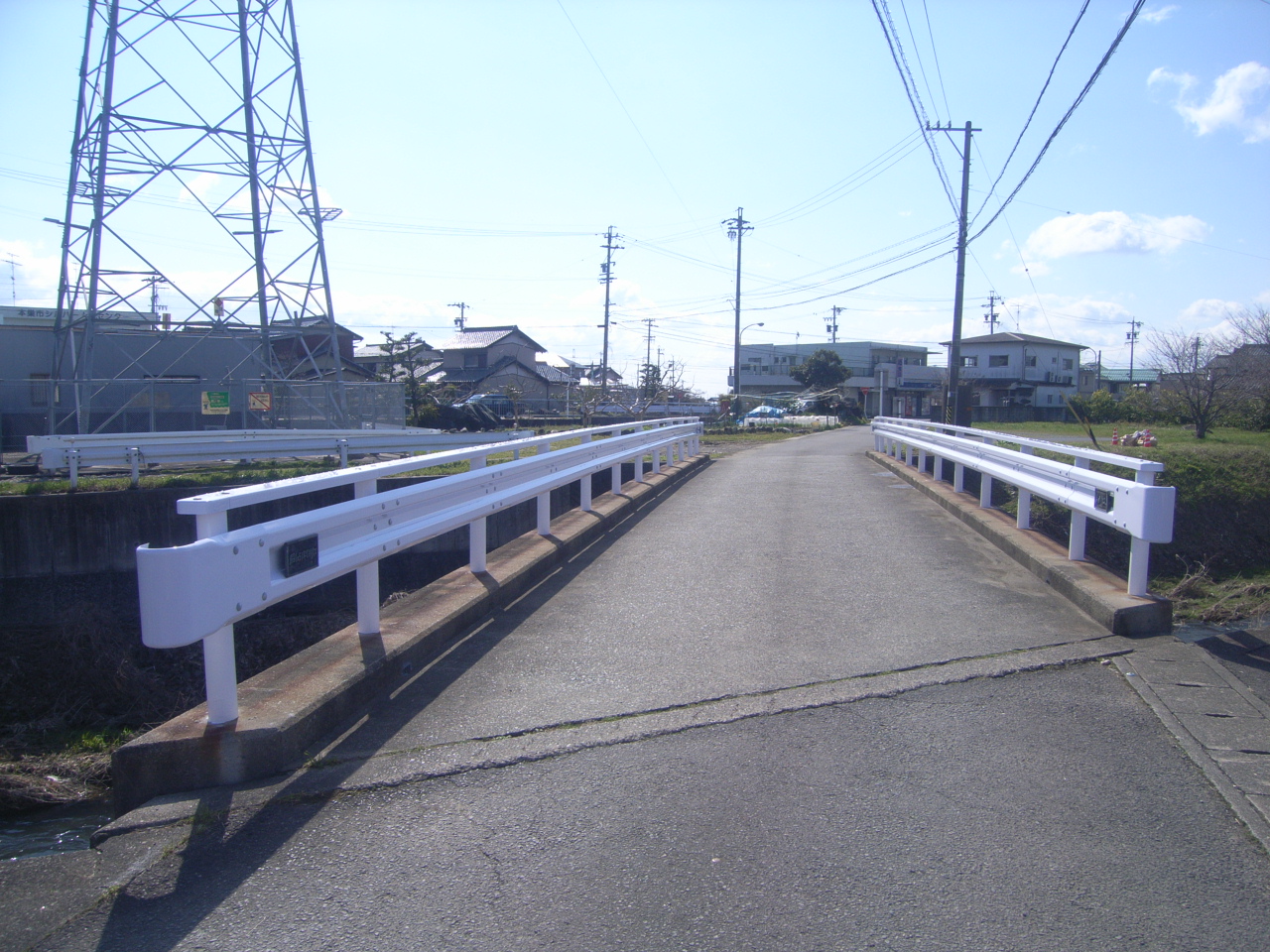 新開橋の補修後の写真