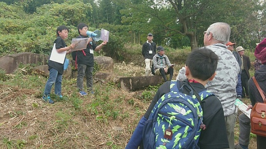 船来山赤彩古墳里山ウォークの様子2