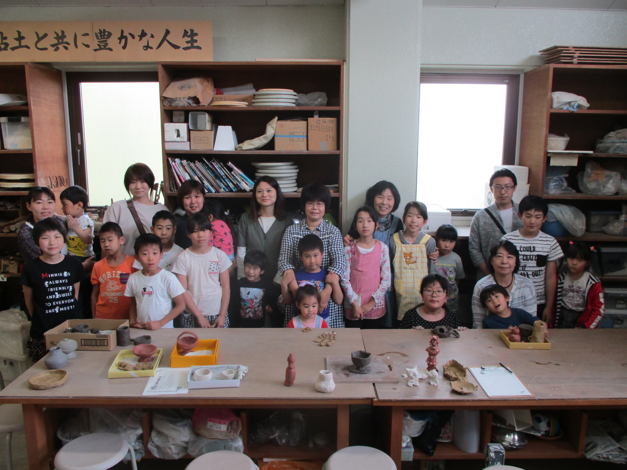 船来山古墳群赤彩古墳の館特別開館の様子4