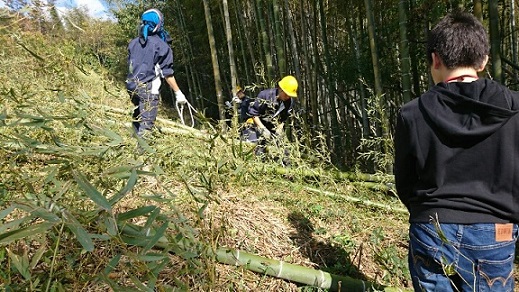 船来山古墳群清掃活動の様子2