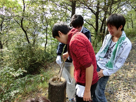 山口城跡清掃活動、秋の古代米収穫祭の様子1