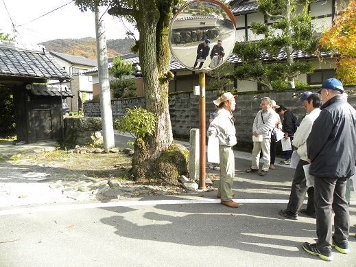 街並み歩きの様子