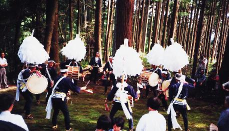 門脇の雨乞踊りの様子