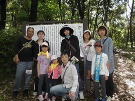 船来山赤彩古墳の館春の特別開館の様子1