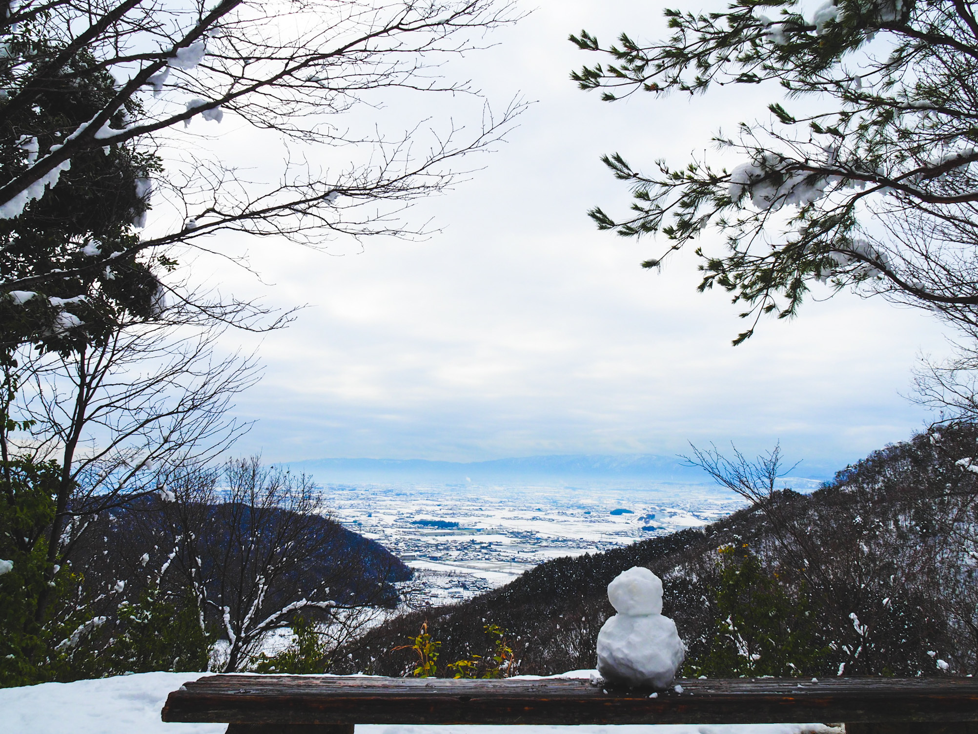望郷の展望台下部 雪景色1