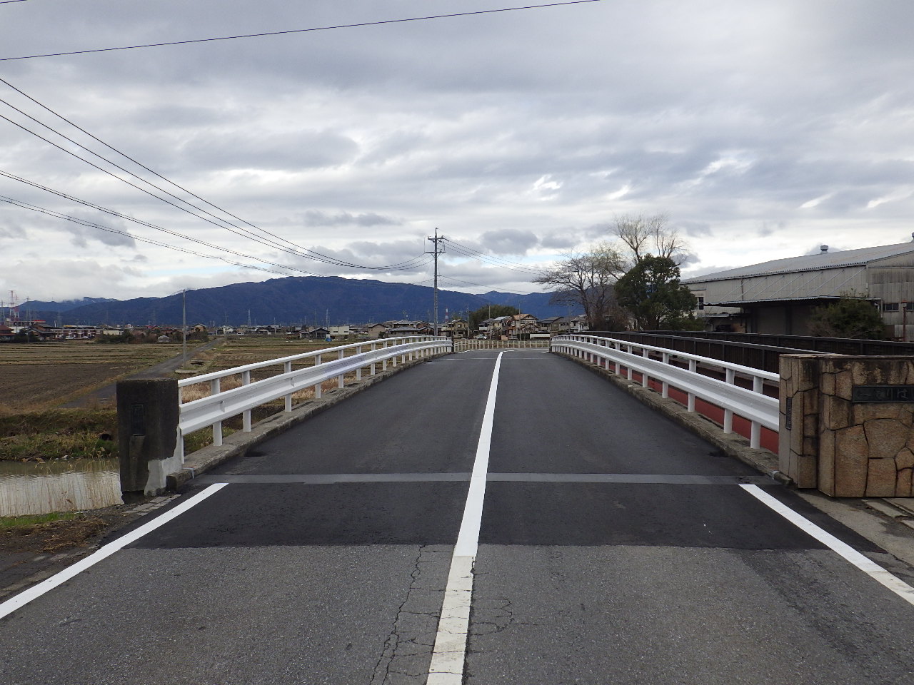 新軽海橋の補修後の写真
